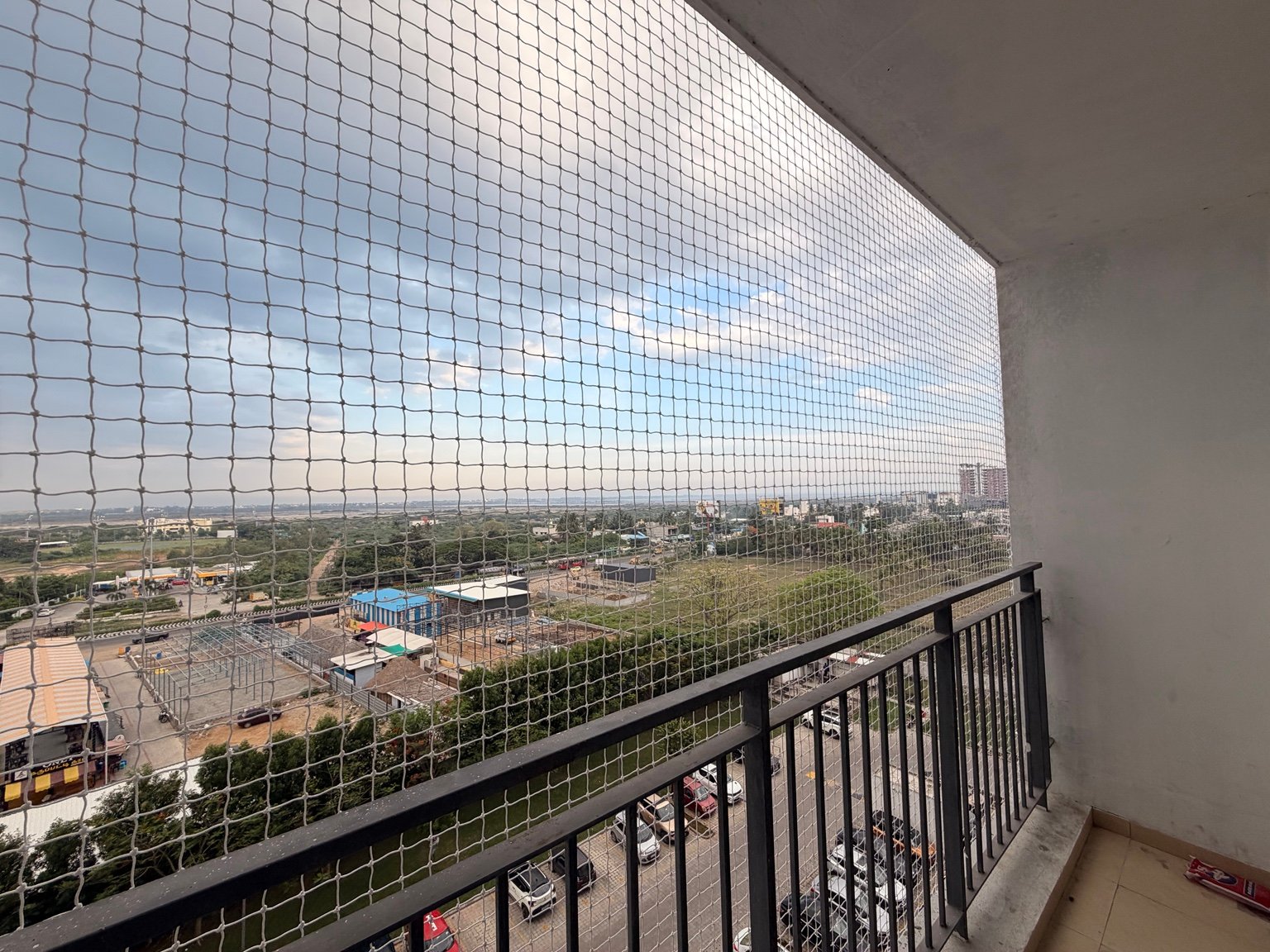 Netting across a balcony opening